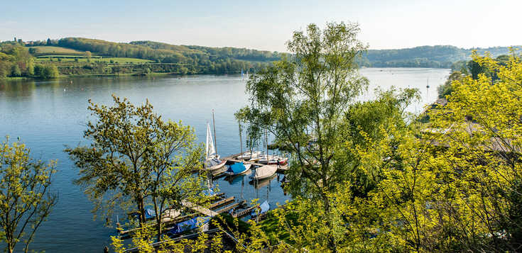 Essens Süden: Villen, Burgruinen und der berühmte Baldeneysee Essens Süden: Villen, Burgruinen und der berühmte Baldeneysee